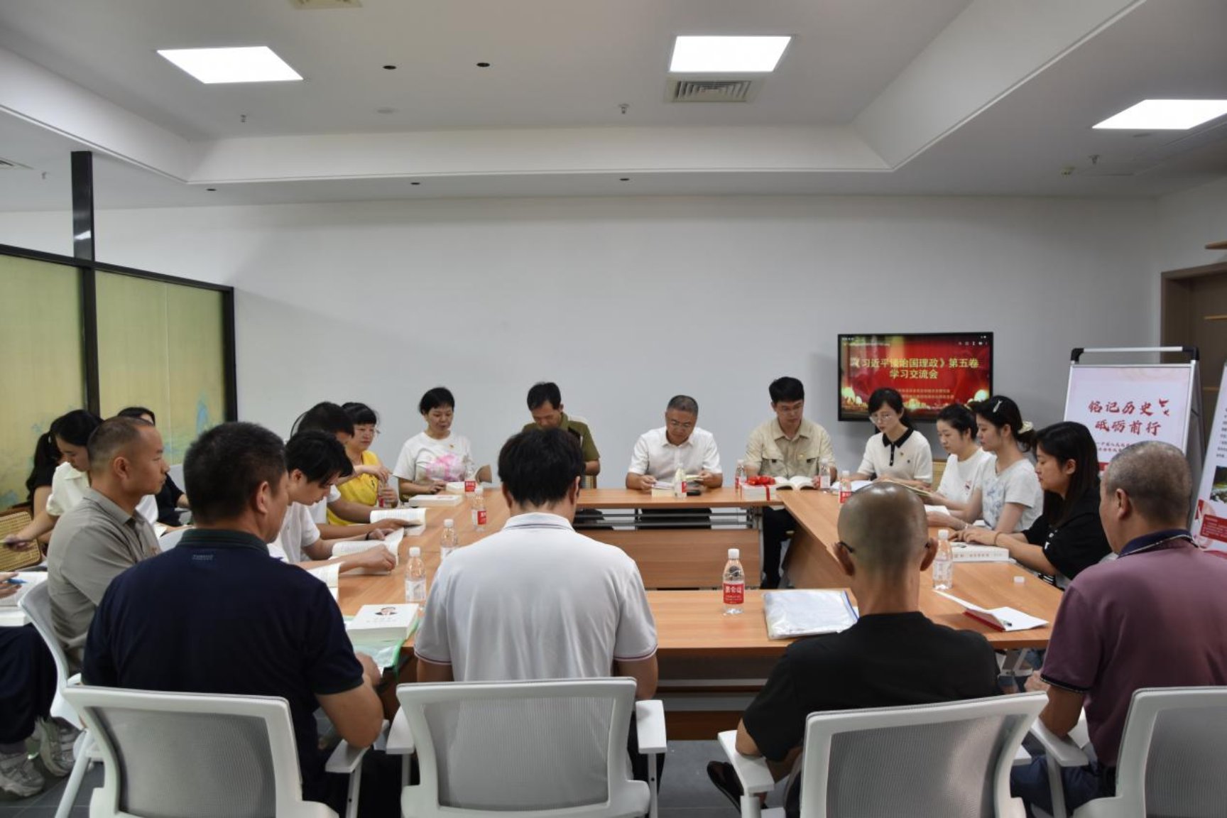 雷火电竞投注平台
安溪分公司党支部1.jpg